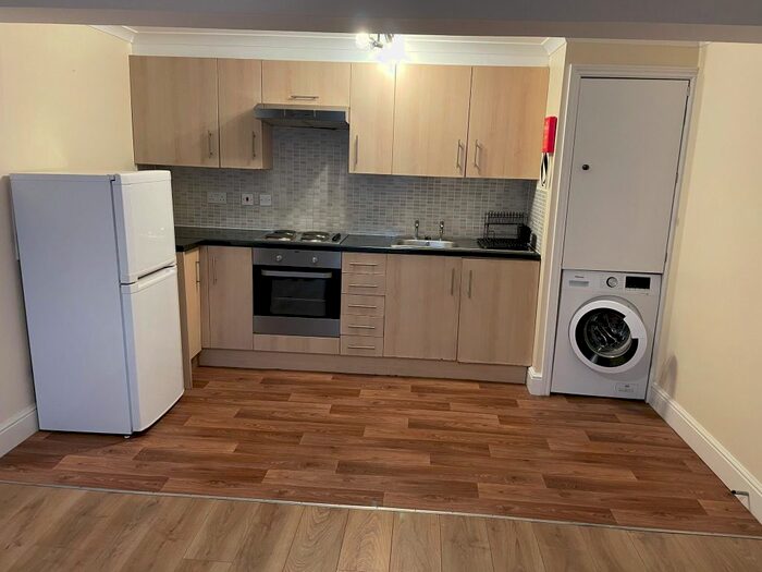 1 Bedroom Flat To Rent In Shenley Road, Borehamwood, WD6