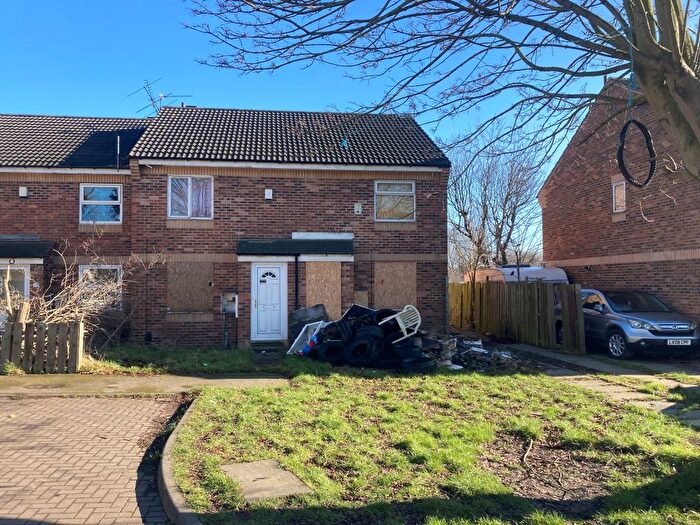 3 Bedroom Semi-Detached House For Sale In Limetrees Close, Middlesbrough, County Durham, TS2