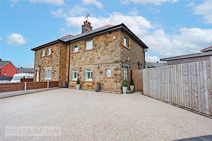 3 Bedroom Semi Detached House For Sale In Newshaw Lane, Hadfield, Glossop, Derbyshire, SK13