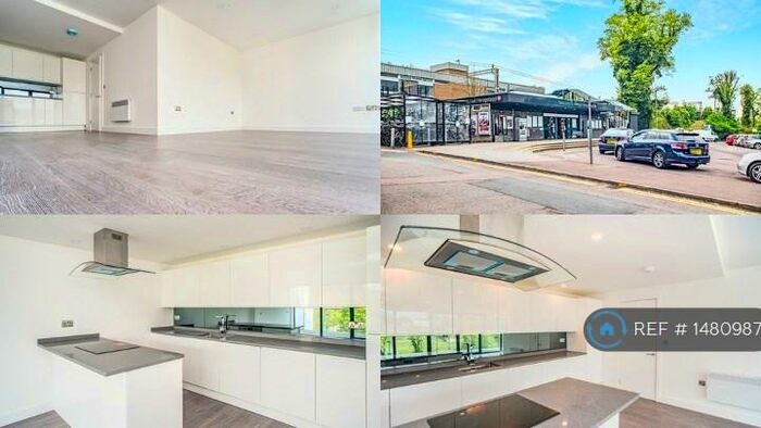 2 Bedroom Flat To Rent In Waterhouse Street, Hertfordshire, HP1