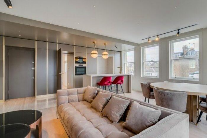 2 Bedroom Flat To Rent In Harcourt Terrace, London, SW10