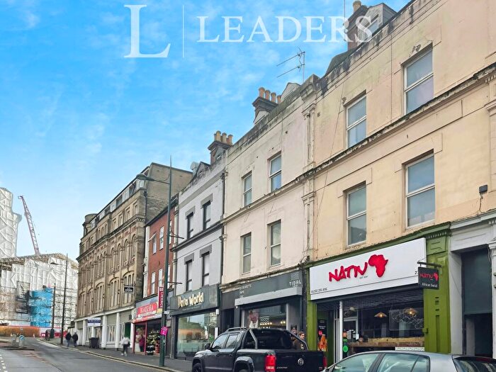 2 Bedroom Flat To Rent In Old Christchurch Road, Bournemouth, BH1