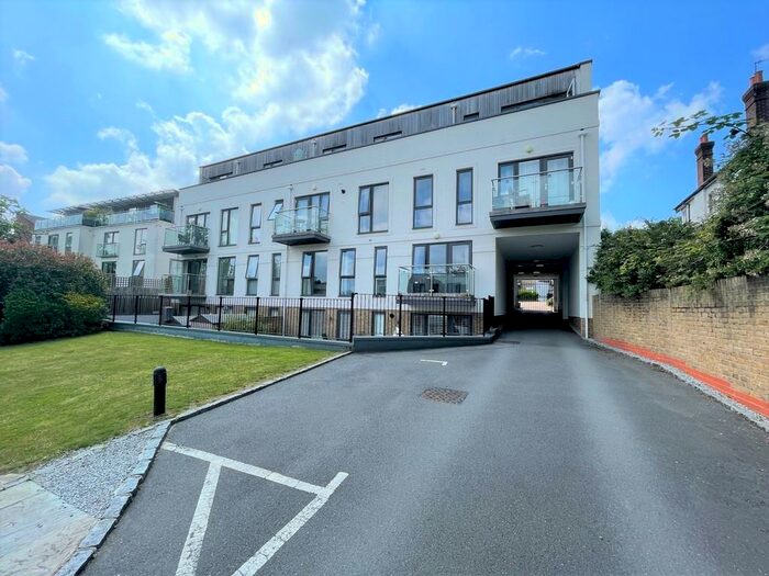 1 Bedroom Apartment To Rent In Albemarle Road, Beckenham, BR3