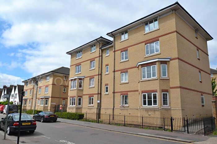 2 Bedroom Apartment To Rent In Alveston Square, London, E18