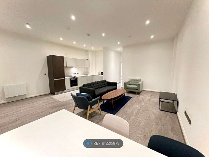 2 Bedroom Flat To Rent In The Co Operative Building, Coventry, CV1