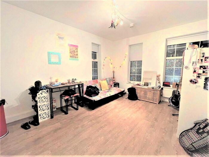 1 Bedroom Flat To Rent In Greyhound Hill, London, NW4