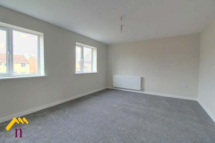 3 Bedroom Town House To Rent In Fern Bank, Adwick Le Street, Doncaster, DN6