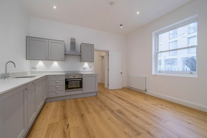 1 Bedroom Flat To Rent In Russell Gardens, London, W14