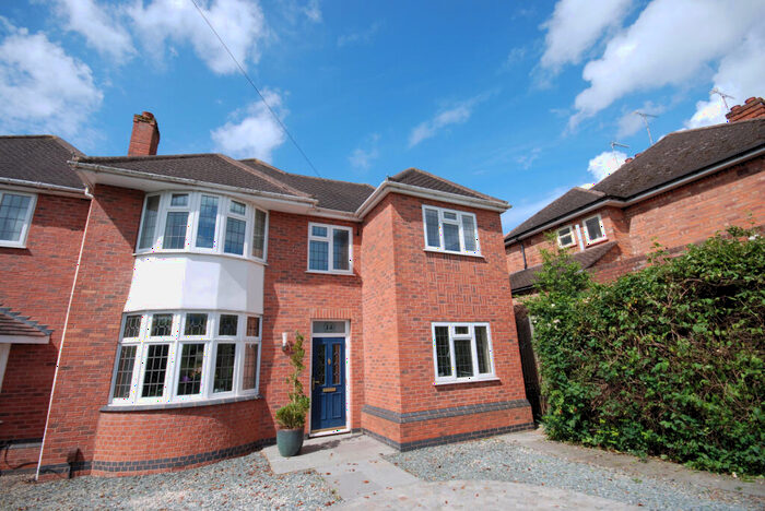 4 Bedroom Semi-Detached House To Rent In Princes Drive, Leamington Spa, CV32