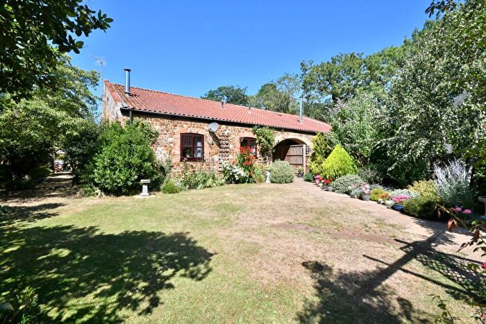 3 Bedroom Barn Conversion For Sale In Common Road, West Bilney, King's Lynn, PE32