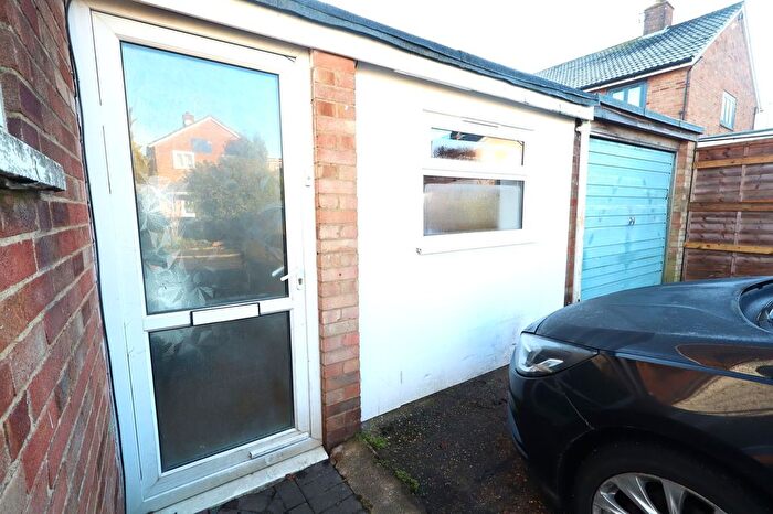 1 Bedroom Studio To Rent In Warmark Road, Hemel Hempstead, HP1