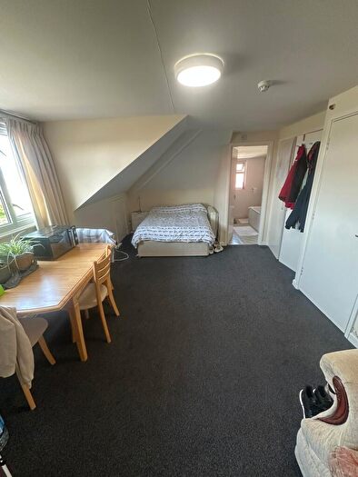 1 Bedroom House To Rent In Effingham Road, Bristol, BS6