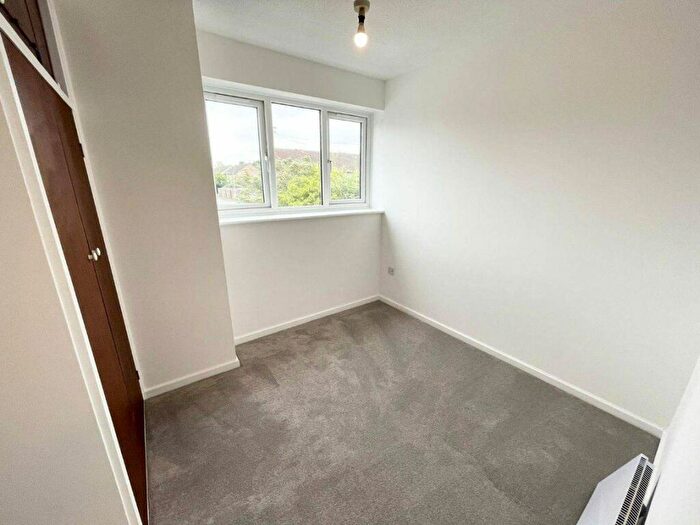 1 Bedroom Semi-Detached House To Rent In Colbourne Street, Swindon, SN1