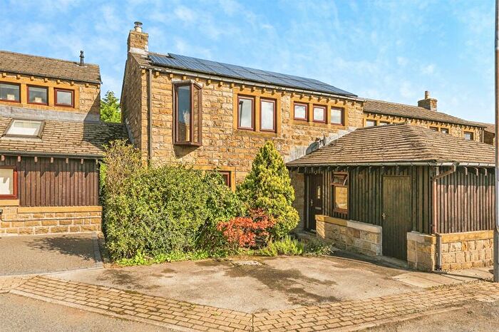 4 Bedroom Semi-Detached House For Sale In Paris Mews, Scholes, Holmfirth, HD9