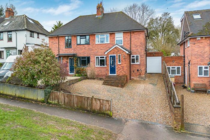 3 Bedroom Semi-Detached House For Sale In Kidmore End Road, Emmer Green, Reading, RG4