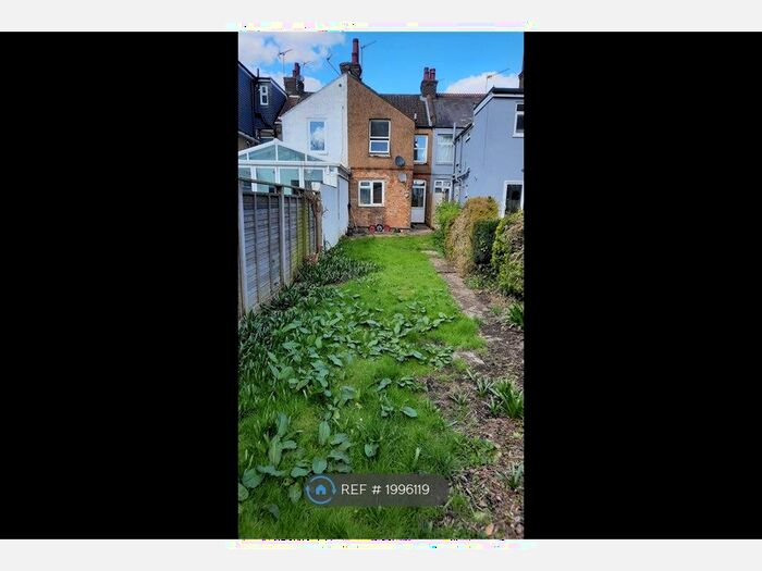 3 Bedroom Terraced House To Rent In Whippendell Road, Watford, WD18