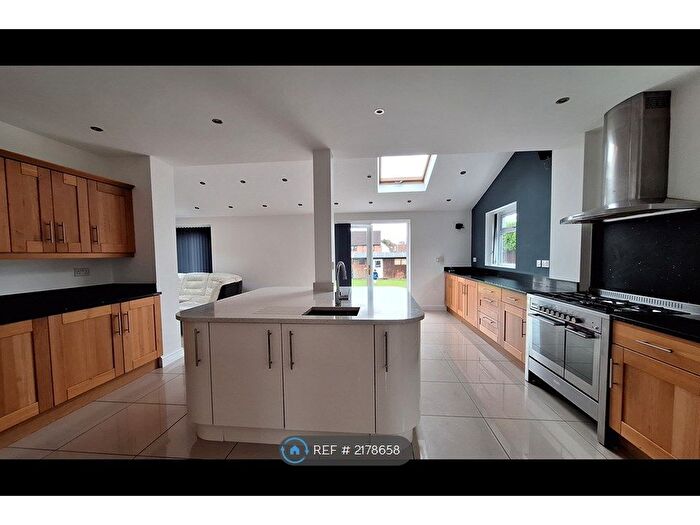 4 Bedroom Semi-Detached House To Rent In Northwich Road, Northwich, CW8