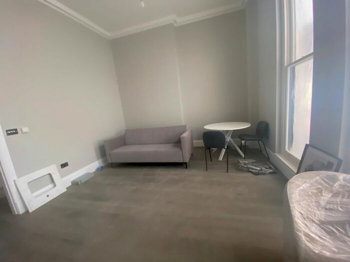 1 Bedroom Flat To Rent In Collingham Road, London, SW5