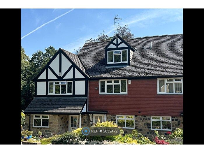3 Bedroom Terraced House To Rent In Wetherby Road, Leeds, LS8