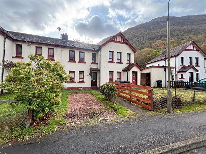 2 Bedroom Flat For Sale In Foyers Road, Kinlochleven, PH50