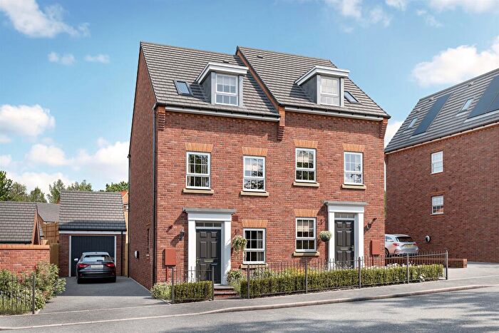 3 Bedroom Semi Detached House For Sale In Chaulden Meadows, Long Chaulden, Hemel Hempstead, HP1