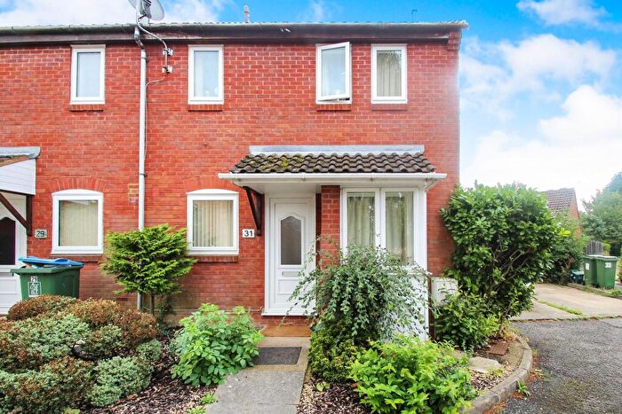 1 Bedroom House To Rent In Batchelor Close, Aylesbury, HP20