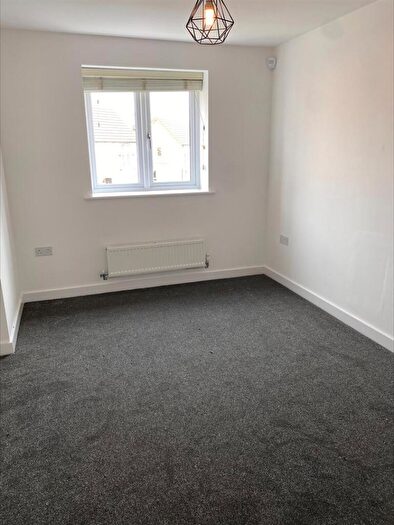 2 Bedroom Flat To Rent In Clenshaw Path, Acacia Park, Basildo, NEssex, SS14