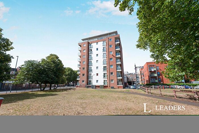 2 Bedroom Apartment To Rent In Queen Street, Portsmouth, PO1