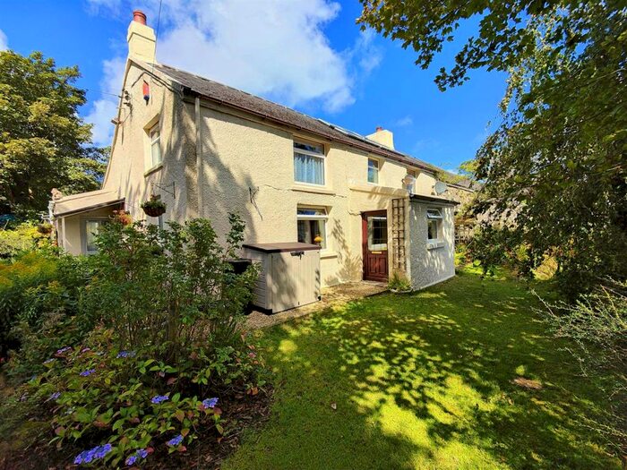 3 Bedroom Farm House For Sale In Ty Llosg, Rosebush, Clynderwen, SA66