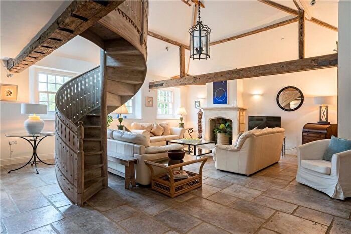 3 Bedroom Penthouse For Sale In Dandridges Mill, East Hanney, Wantage, Oxfordshire, OX12