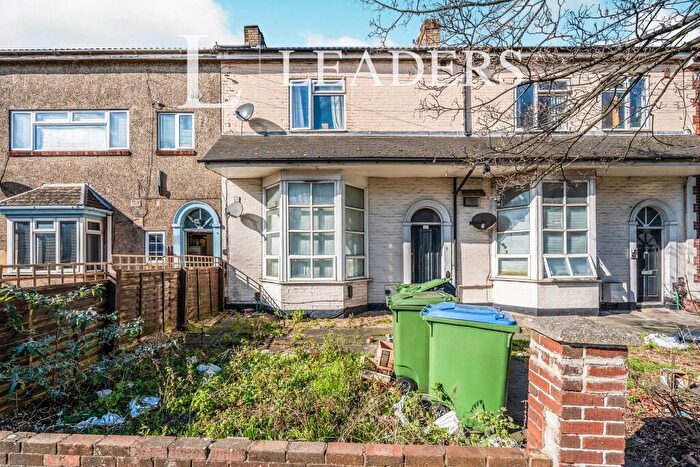Flat To Rent In Northam Road, SO14