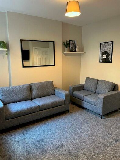 4 Bedroom Private Hall To Rent In Argyle Street, Lancaster, LA1