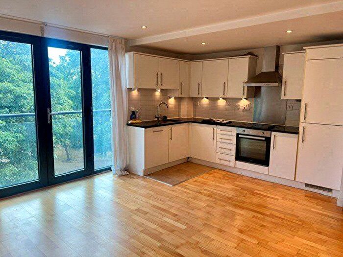 1 Bedroom Flat For Sale In Colton Square, Leicester, LE1