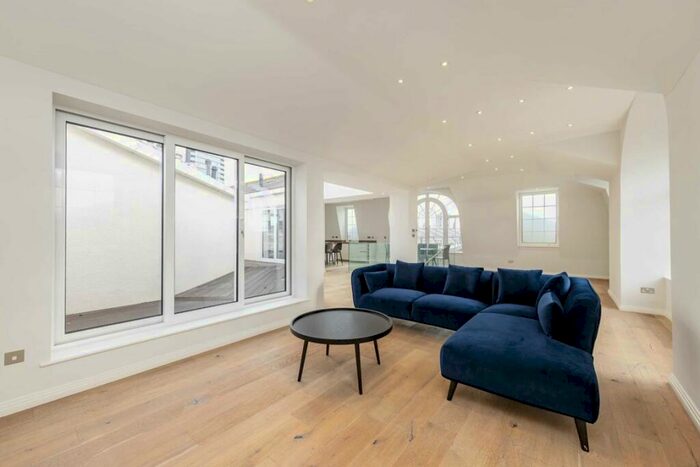 4 Bedroom Flat To Rent In Carlyle Court, Chelsea Harbour, SW10