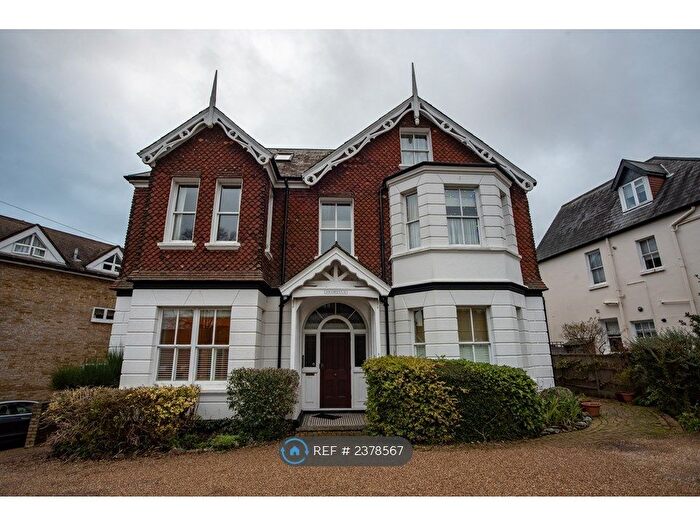 2 Bedroom Flat To Rent In Granville Road, Sevenoaks, TN13