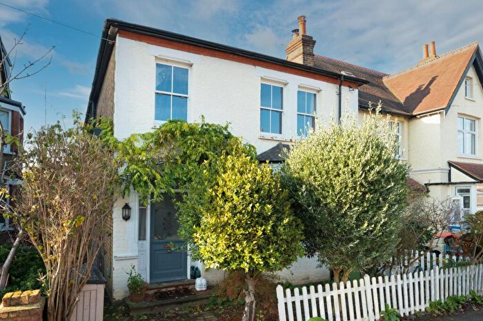 4 Bedroom Detached House For Sale In Weston Park, Thames Ditton, Surrey, KT7