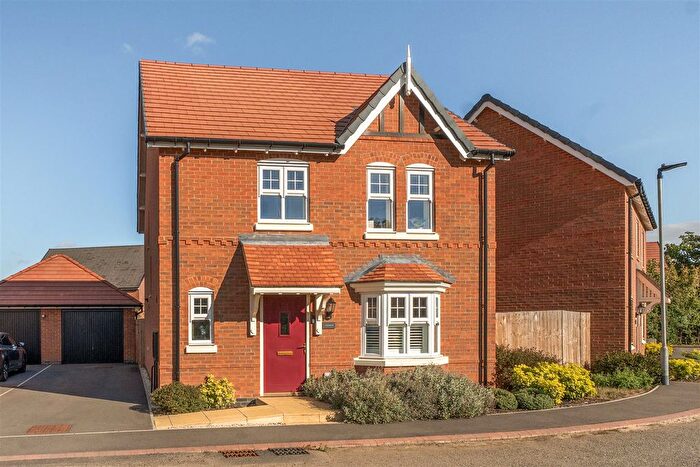 4 Bedroom Detached House For Sale In Stirling Drive, Biddenham, Bedford, MK40