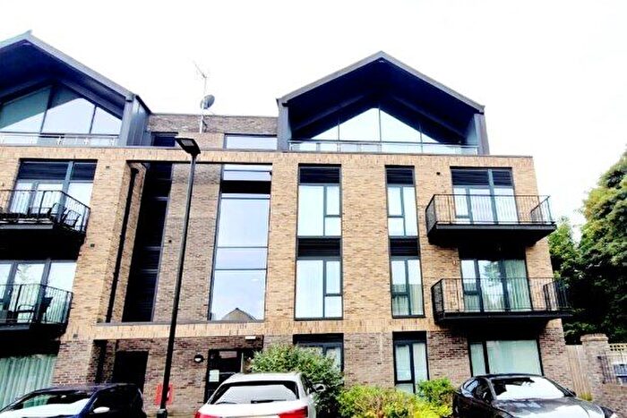 2 Bedroom Flat To Rent In Etchells Road, Altrincham, WA14