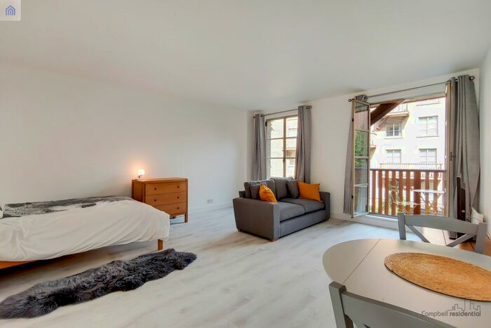 Studio To Rent In Queen Elizabeth Street, London, SE1