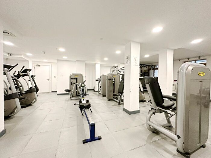 2 Bedroom Flat To Rent In Westminster Green, Westminster, London, SW1P