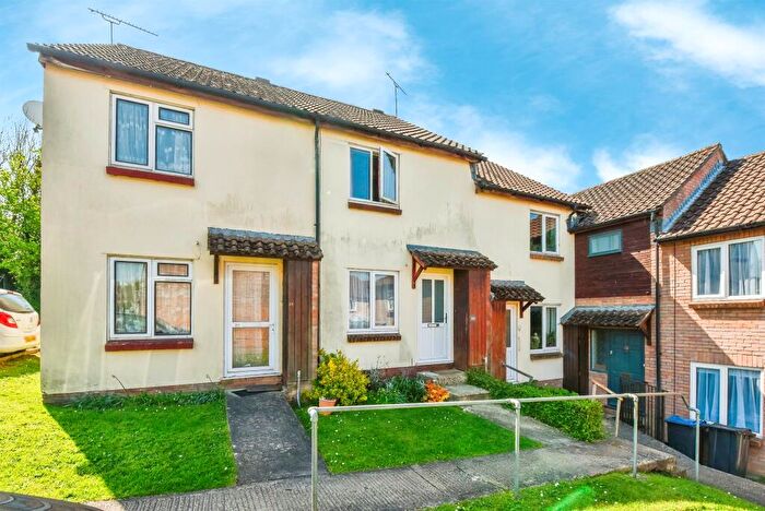 2 Bedroom Terraced House For Sale In Pavely Close, Chippenham, SN15