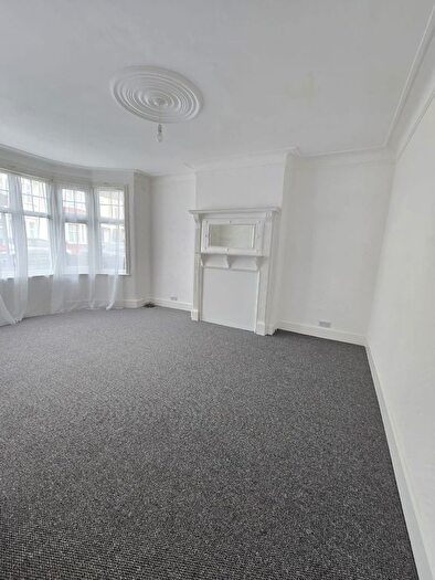 1 Bedroom Flat To Rent In Ground Floor Flat A, Lyndhurst Road, Wood Green, London, N22