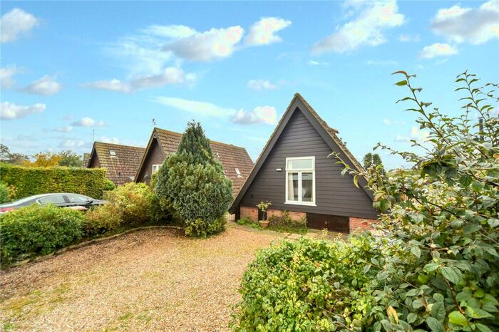 1 Bedroom Bungalow For Sale In Kingfisher, Isleham Marina, Isleham, Ely, CB7