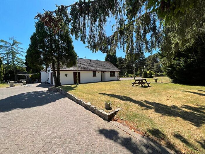 5 Bedroom Detached House For Sale In Barrack Road, West Parley, Ferndown, BH22