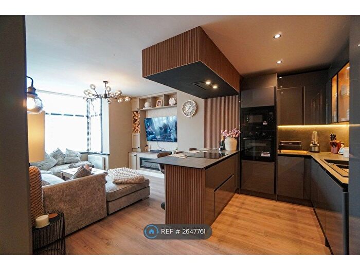 3 Bedroom Flat To Rent In St Andrews Road South, Lytham St Anne's, FY8