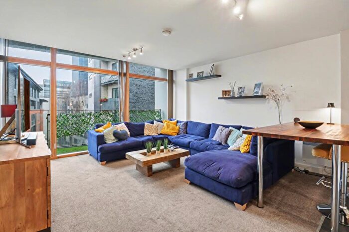 2 Bedroom Apartment For Sale In Design House, High Street, Northern Quarter, M4