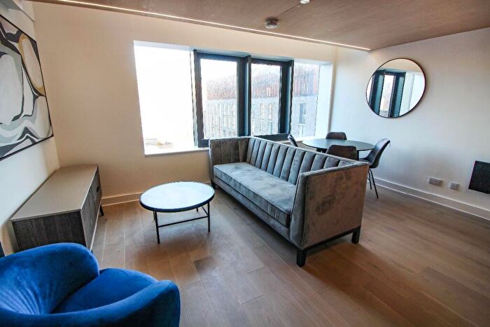 2 Bedroom Apartment To Rent In Sky Gardens, Spinners Way, M15