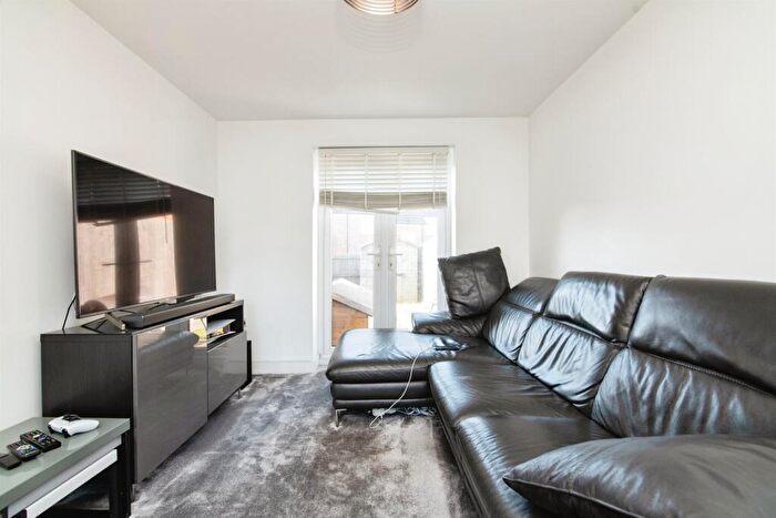 2 Bedroom Semi-Detached House For Sale In Pemberton Road, West Bromwich, B70