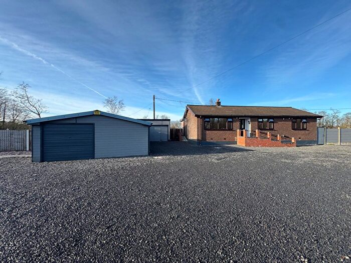 3 Bedroom Bungalow For Sale In Cross Inn, Llanon, SY23