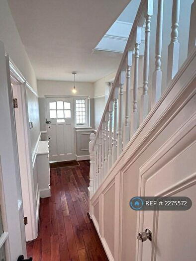 3 Bedroom Semi-Detached House To Rent In Zermatt Road, Thornton Heath, CR7